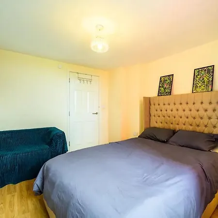 Prime Location Near City-trafford Centre-stadium 2bed * Manchester