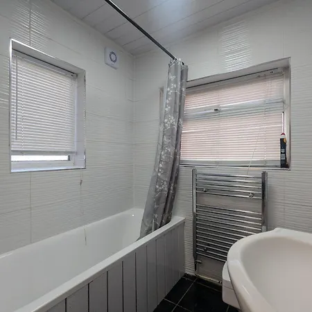 2 Bed 1 Bath Terraced Appartement