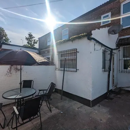 2 Bed 1 Bath Terraced