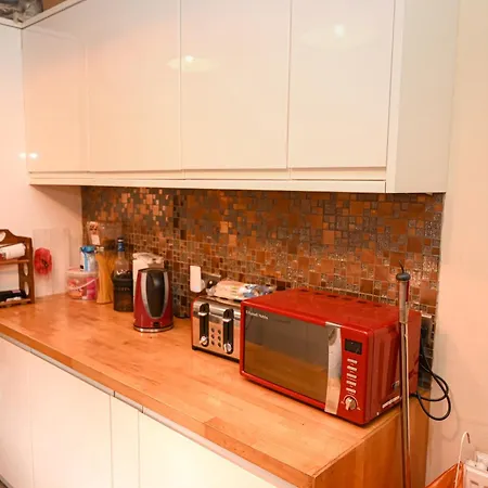 Audenshaw Spacious Double *