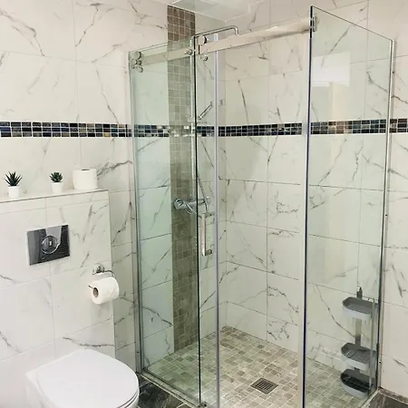 Appartement 2 Bedroom Spacious Apartment, Close To City Center Manchester