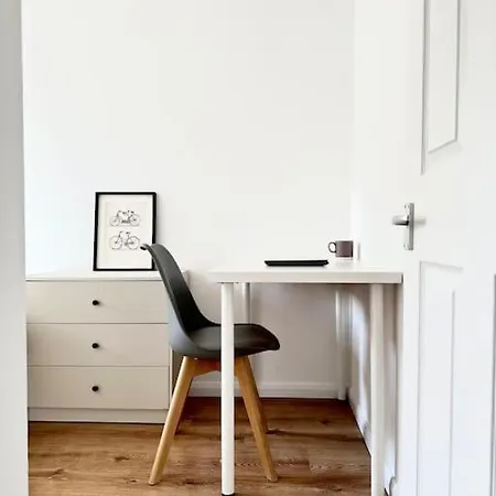 7 Guests House Old Trafford,media City,city Centre, Free Parking *