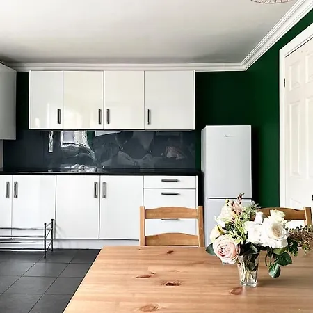 7 Guests House Old Trafford,media City,city Centre, Free Parking Nyaraló *