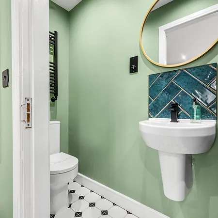 Holiday home Amazonian Luxury Family Mcr Centre Etihad Free Parking