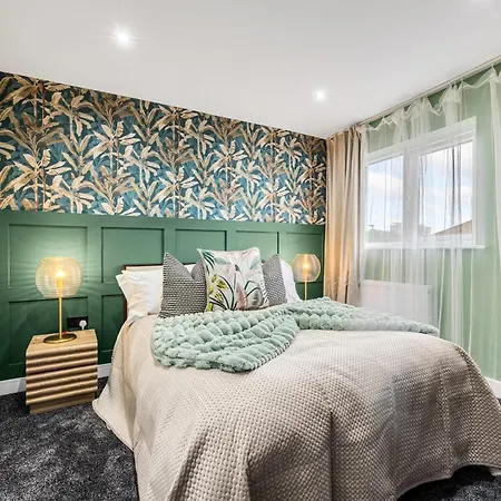 Holiday home Amazonian Luxury Family Mcr Centre Etihad Free Parking Manchester