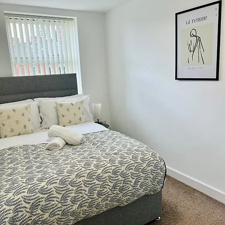 Failsworth Luxury With Free Parking By Daley Manchester