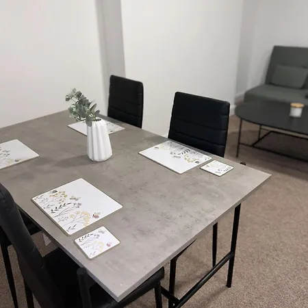 Failsworth 4 - Free Parking ,group Stay, Contractors Apartment *