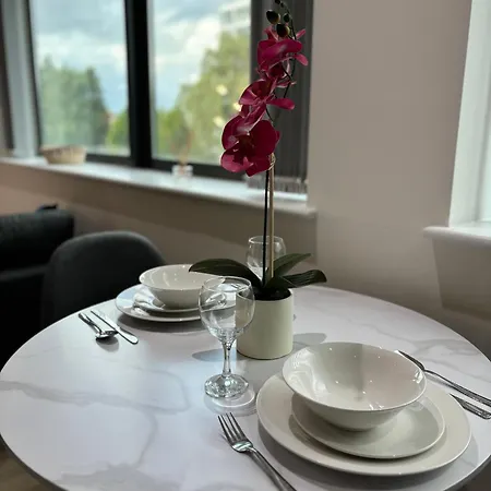 Conveniently Located One Bed In Old Trafford *