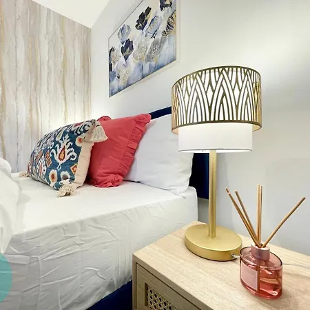 아파트 Charming 2br Swinton House -close To Center 맨체스터