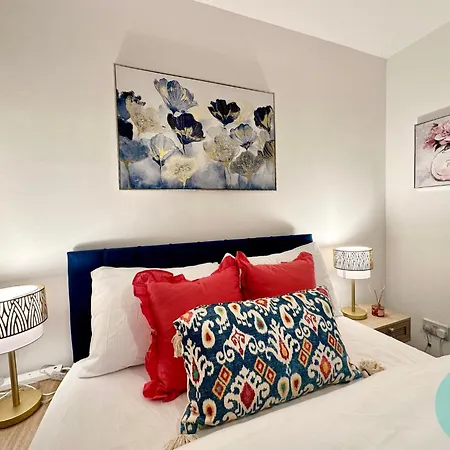 아파트 Charming 2br Swinton House -close To Center 맨체스터