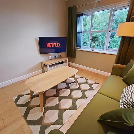 Lejlighed Sophisticated Two Bedroom With Parking *