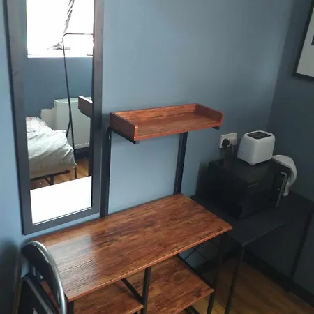 Πανσιόν Single With Private Bathroom