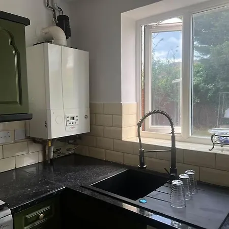 Mvps Snug Urban Hideaway Apartment *