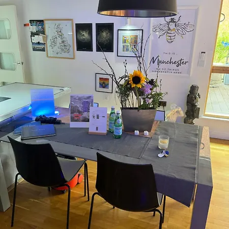 Ancoats Getaway With Terrace And Hot Tub * Manchester