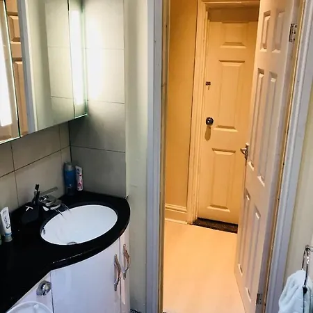 King Tv-bed En-suite Mediacity, Mufc, Salford * Μάντσεστερ