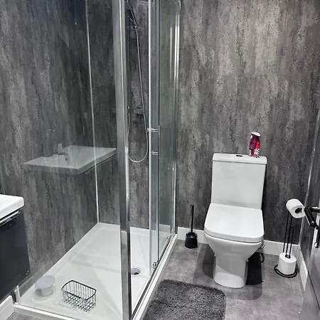 Sleeps 5 With Free Parking