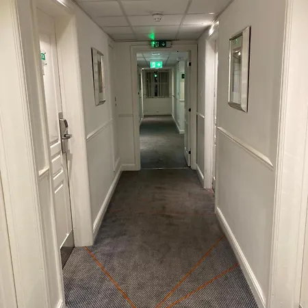 Family House Exprieance Apartament Manchester