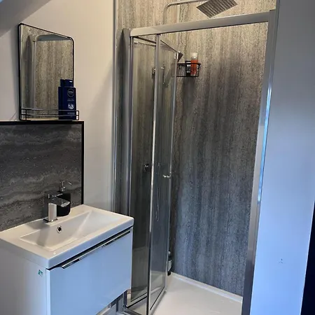 Sleeps 5 With Parking Apartamento