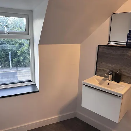 Apartamento Sleeps 5 With Parking Manchester