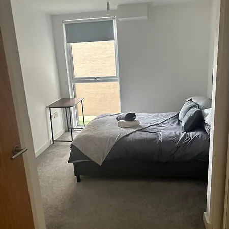 Διαμέρισμα Luxury Retreat 3 Bedroom *
