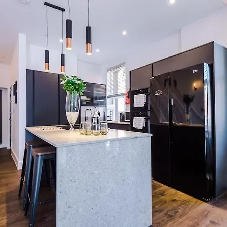 Incredible 3bed Townhouse, Rooftop Patio, Sleeps 6 Appartamento Manchester