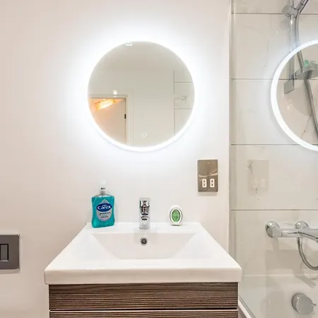 Bayut1 * Манчестер