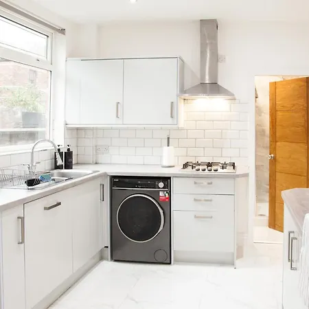 Entire Luxury In Old Trafford, Next To Mufc Σπίτι διακοπών *