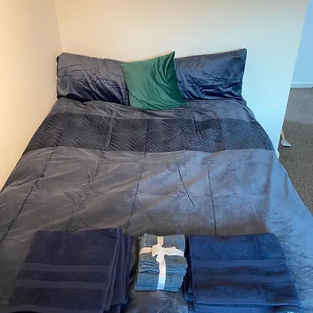 Spacious 2 Bedroom 2 Bathroom * Manchester
