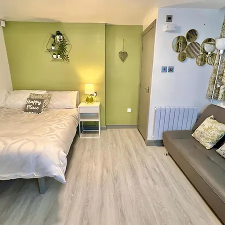 Bnbee - - Gorgeous 1 Bedroom Apartment! Manchester