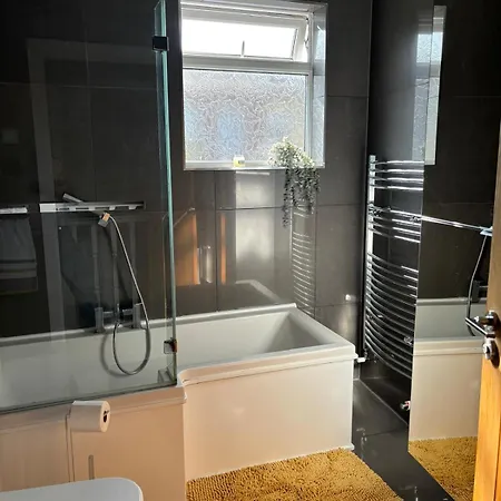 Seychelles Resident *