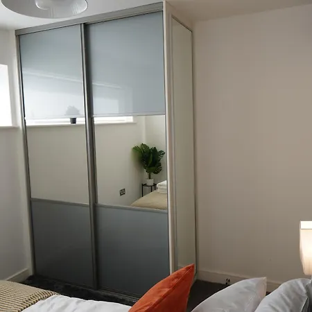 Luxury - Pick A - Free Parking & Kitchen Access, Near Etihad Stadium, The Coop Live & Piccadilly Station, * Mánchester