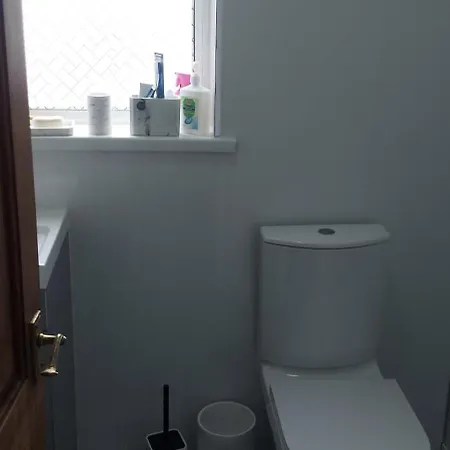 3 Bedroom Near Man City And Coop Live Apartment Manchester