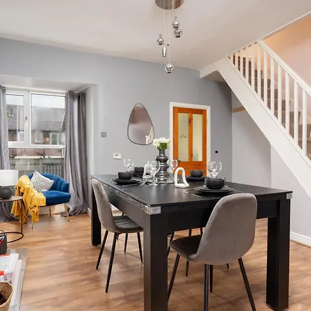 Appartement Vibrant & Spacious 3br House, Near & Salford Quays, Free Parking *