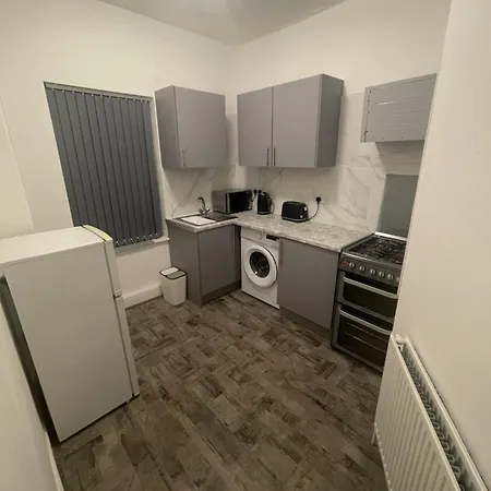 2 Double Bedroom Private, Close To Old Trafford & City Centre Manchester