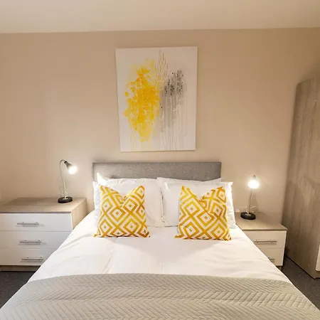 Fabulous 2 Bedroom In Machester