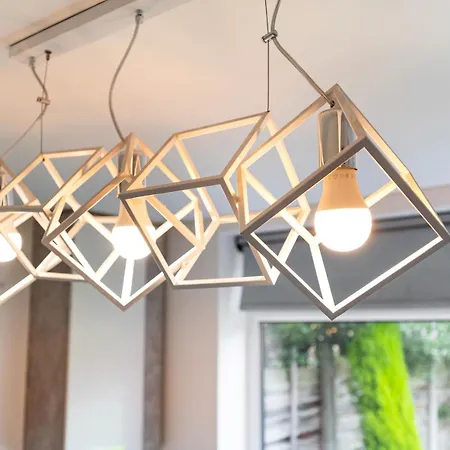 Spacious 4 Bed Hidden Gem Pass The Keys Vakantiehuis *