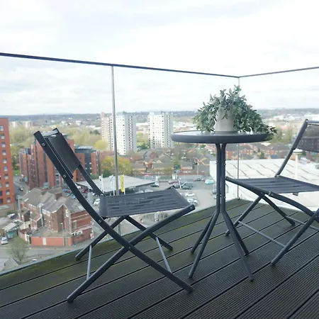 Modern Cosy Two Bedroom Apartament Manchester