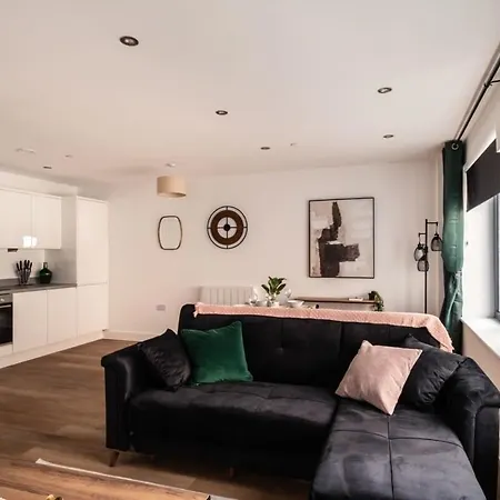 Stayzeni, Alexandra Rise Neat 1br Flat