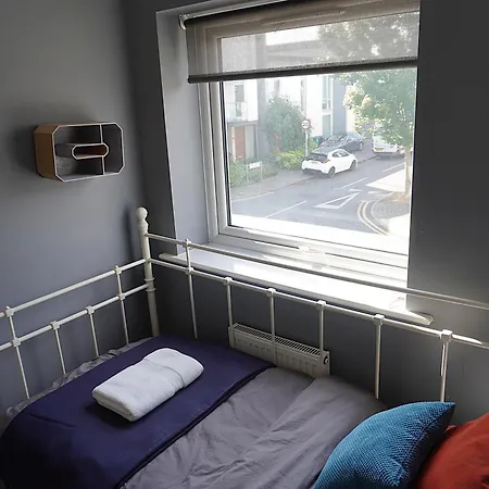 Habitación en casa particular Luxury - Pick A - Free Parking & Kitchen Access, Near Etihad Stadium, The Coop Live & Piccadilly Station, Mánchester