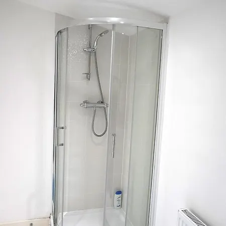 Habitación en casa particular Luxury - Pick A - Free Parking & Kitchen Access, Near Etihad Stadium, The Coop Live & Piccadilly Station, *