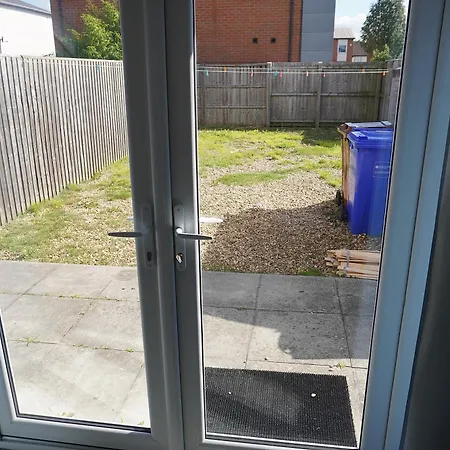 Luxury - Pick A - Free Parking & Kitchen Access, Near Etihad Stadium, The Coop Live & Piccadilly Station, * Mánchester