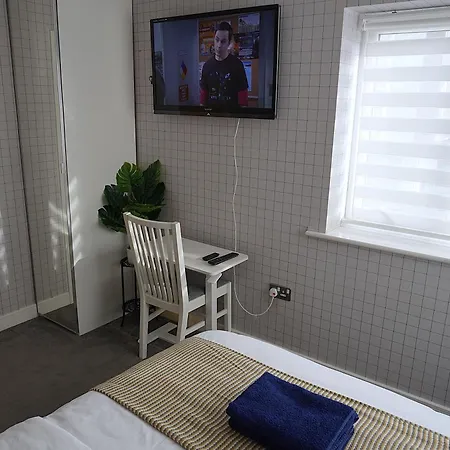 Luxury - Pick A - Free Parking & Kitchen Access, Near Etihad Stadium, The Coop Live & Piccadilly Station, * Mánchester