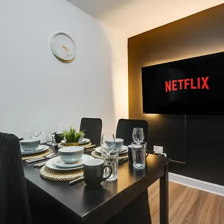 Perfect For Contractors Apartment Manchester
