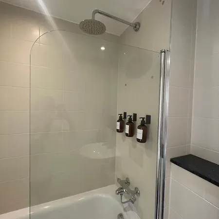 Entire Highrise Hideaway * Manchester