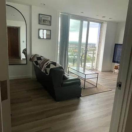 Entire Highrise Hideaway * Manchester