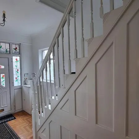 City Superhost House On Rochdale Road Дом отдыха Манчестер