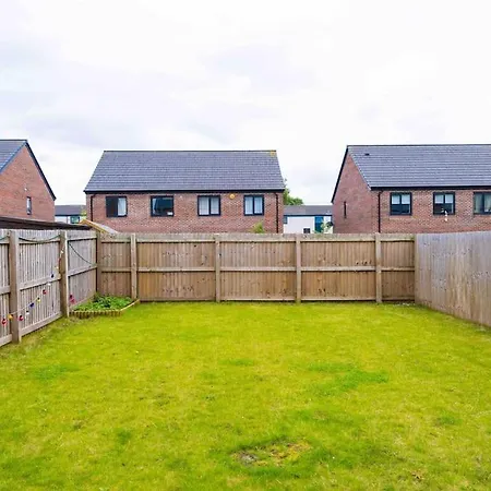 Casa de Férias Spacious 4-bed Manchester