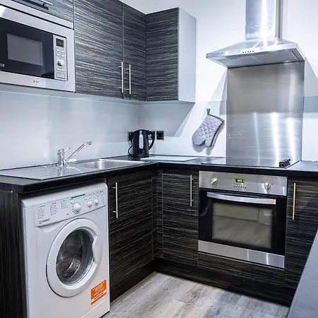 Apartment 1 Bedroom In Chorlton Manchester
