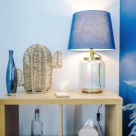 Stylish Home, Games Room, Sleeps 6, Large Driveway, Perfect For Groups Apartment