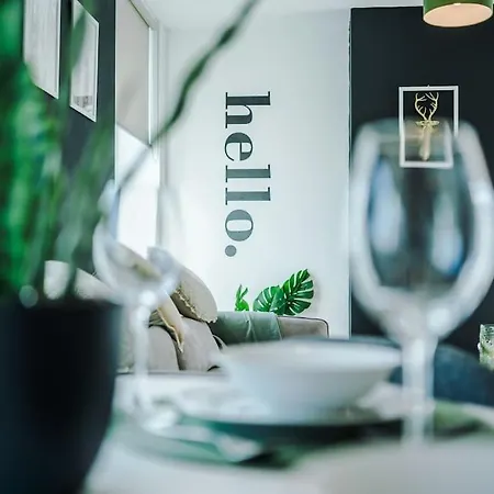 Media 2bed Apartment, Amazing Views, Smart Tv, Perfect For Contractors, Professionals, Families And Leisure Apartment Manchester